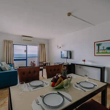 Grand Muthu Oura View Beach Club Albufeira Exterior photo A living room in a hotel